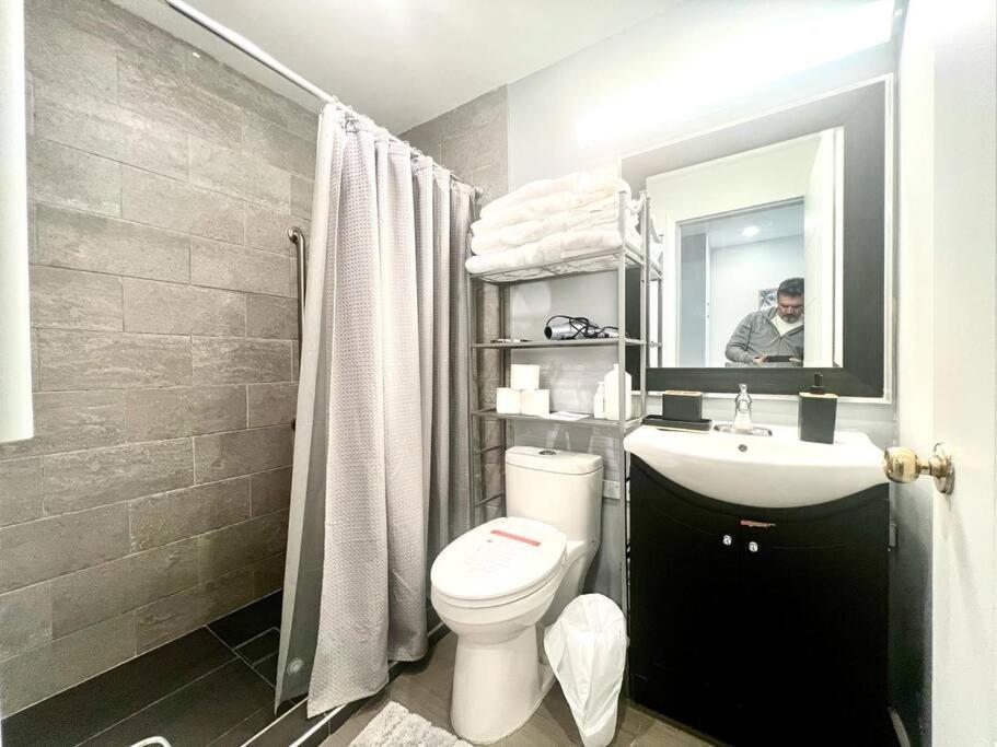 Westview Vacation Rental - Two Br House North Vancouver Ngoại thất bức ảnh